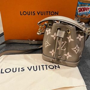 🔥🔥🔥100% Authentic LV  Tourterelle Gray / Cream Nano Noé